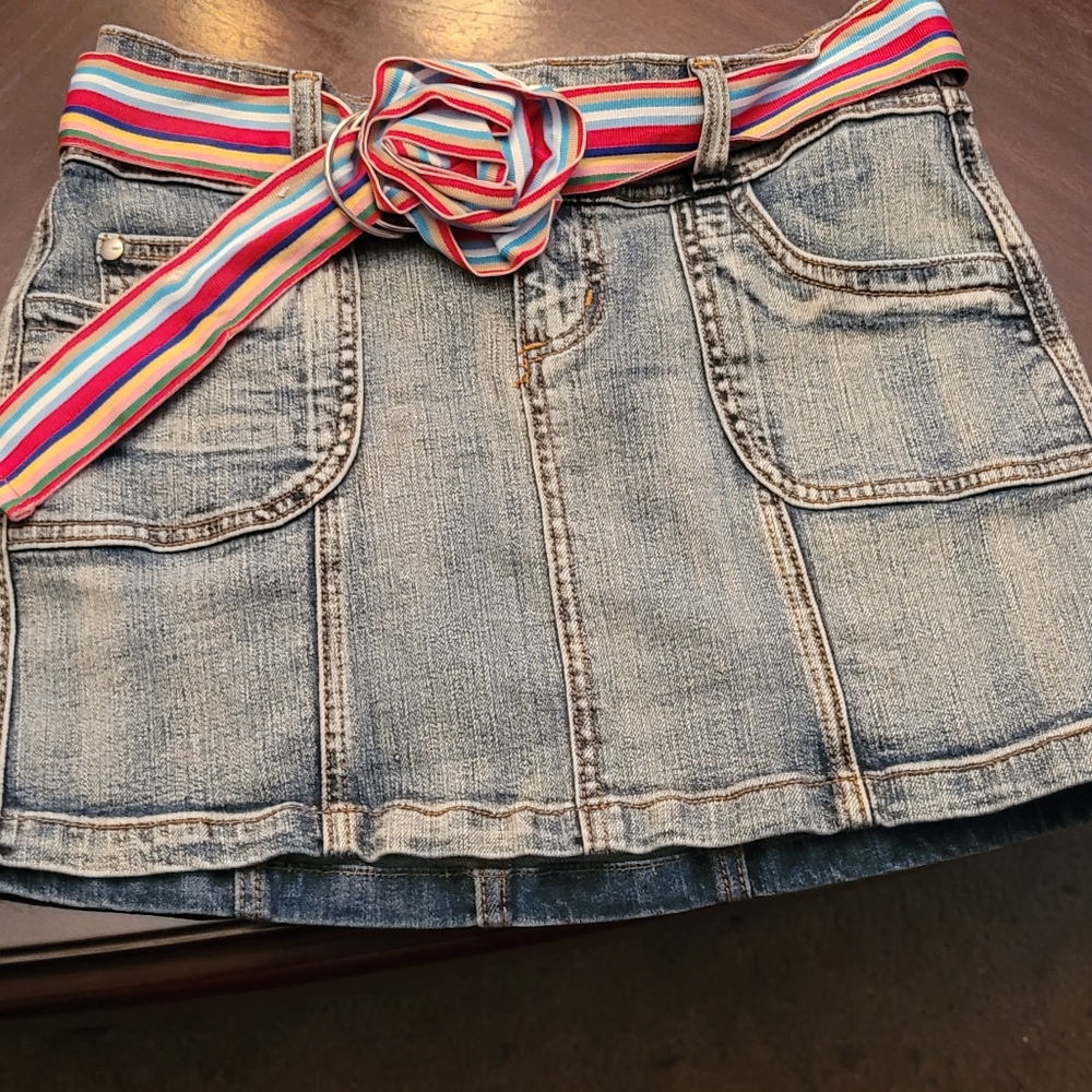 Beautiful Skirt with Bow on Belt 💖